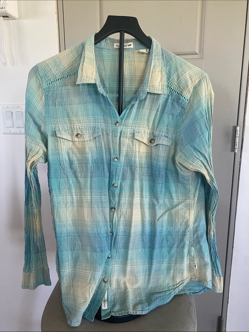 Toad&Co Blue and White Plaid womens Button-Down Shirt